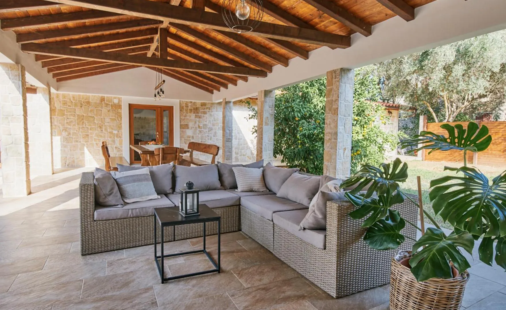 Stunning Villa For 10 People With Large Heated Pool-50M2, Jacuzzi And Gym - By Ta Leut Agency Privlaka  0*, Privlaka (Zadar) Croatia